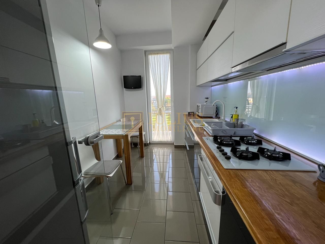 2 camere,  Zona Lipovei, apartament modern, loc de parcare, disponibil imediat - Poză 6