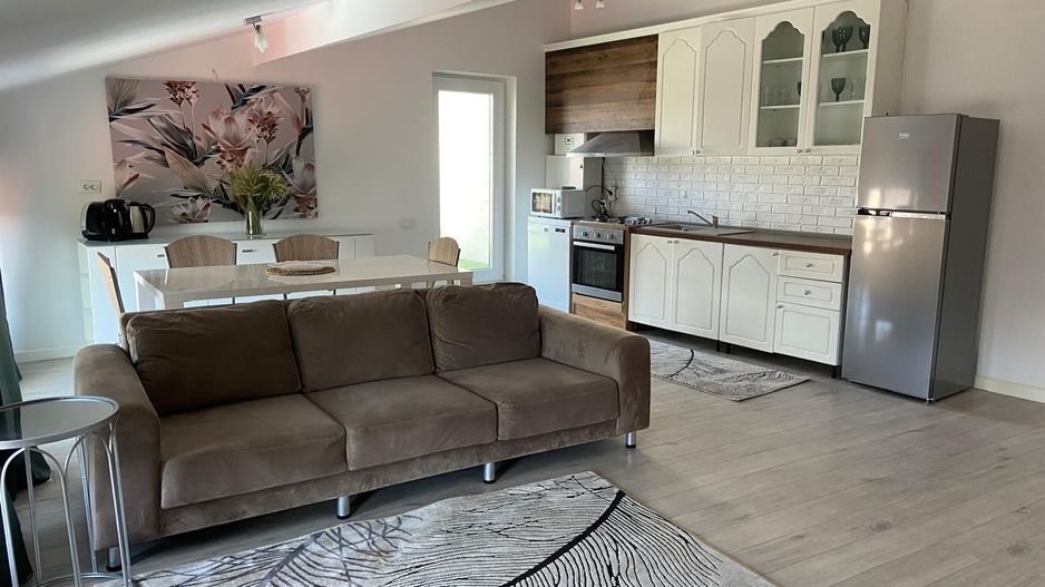 Apartament 4 camere | 3 dormitoare, 3 băi | Terasă 20 mp | parcare - Poză 1