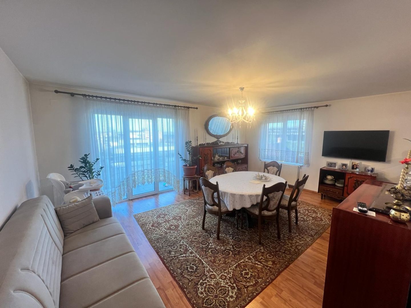 Apartament cu 5 camere | posibilitate cash / credit ipotecar | 2 Etaje | Terasa - Poză 1