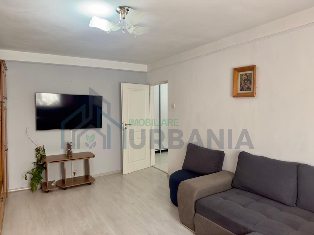 Apartament 3 camere decomandat, Nicolina-Clopotari, zona Lidl, bloc 1984 – de vanzare - Poză 3