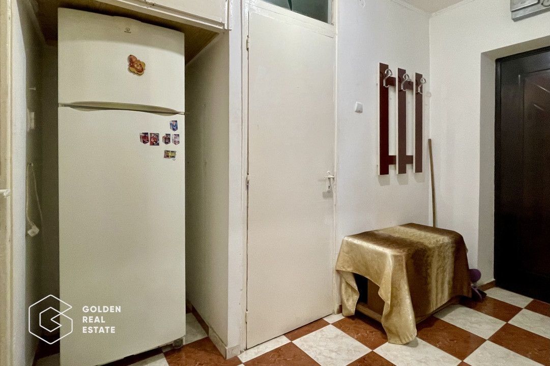 Garsoniera spatioasa, la 5 minute de Mall Vitan - Poză 2