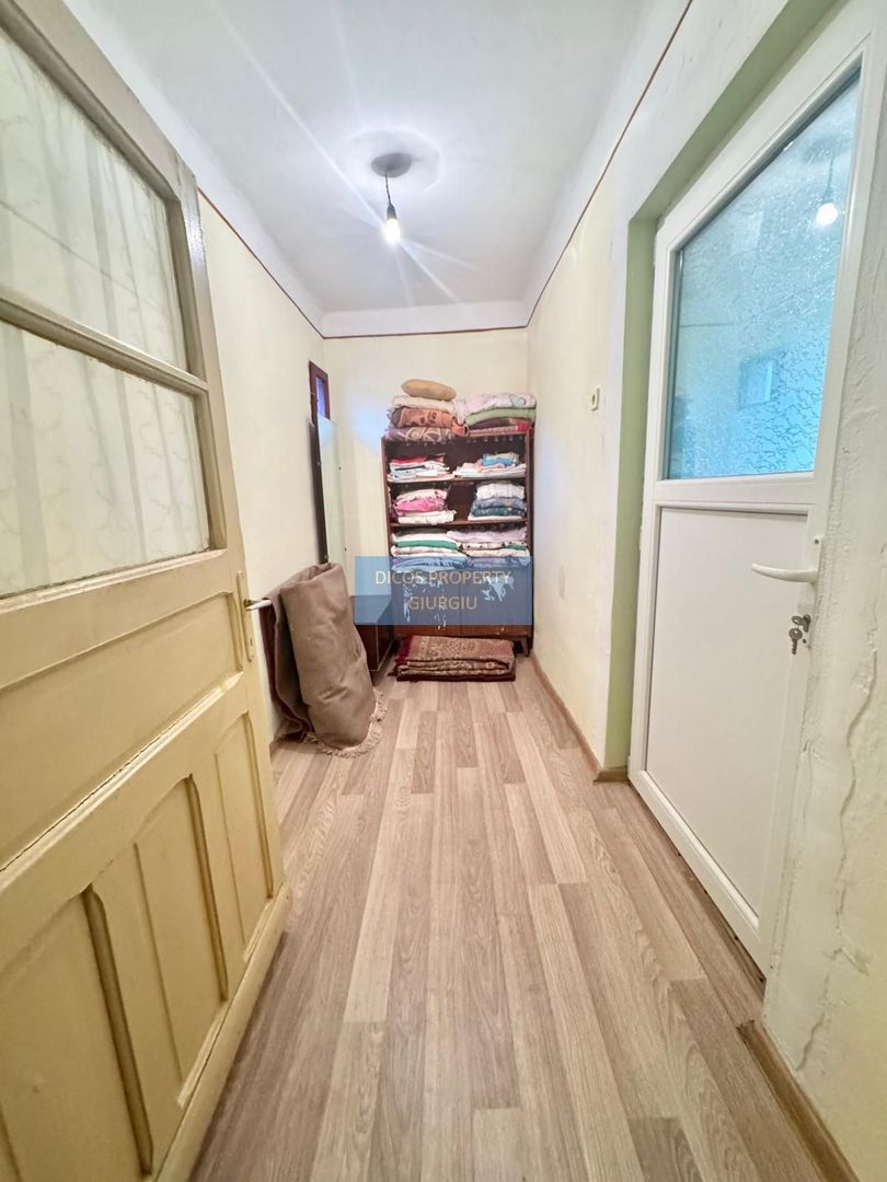 Casă de vânzare – Fdt. Rozelor - Poză 7