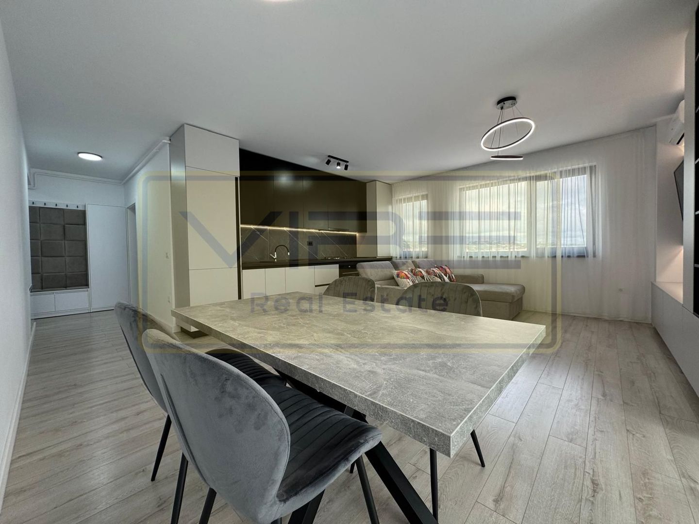 Apartament NOU 2 camere, parcare Comat Towers - Poză 9