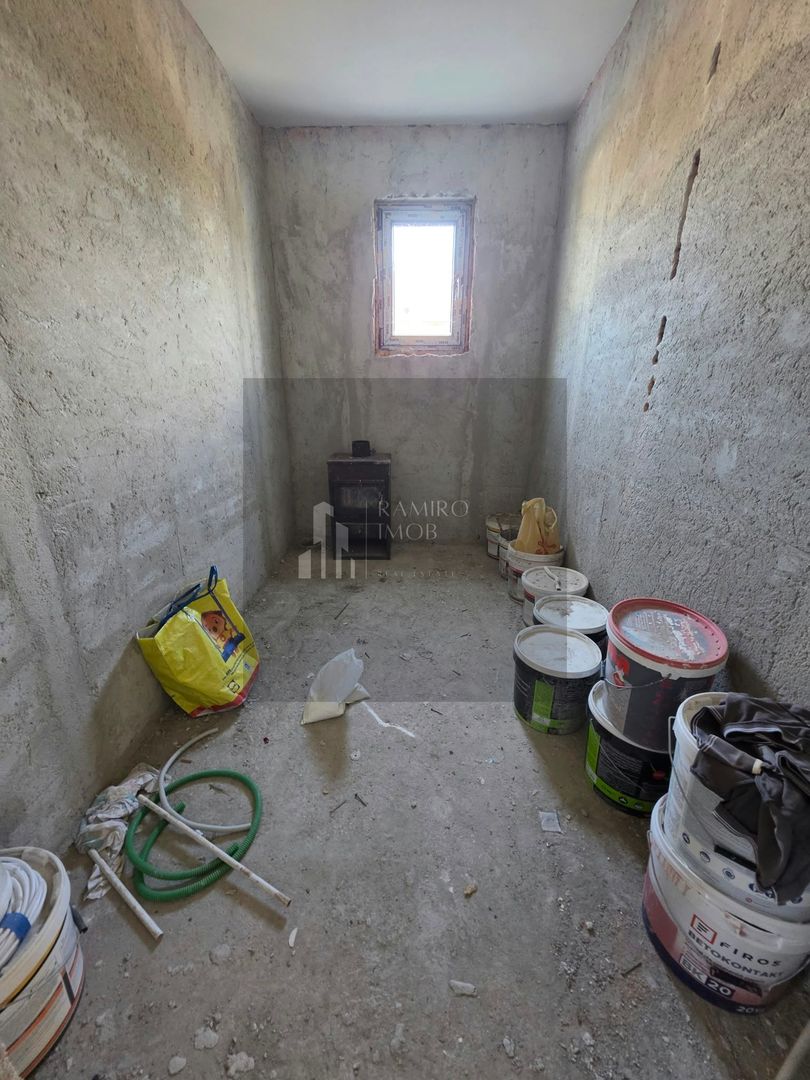 DUPLEX D+P+1 CU GARAJ SUBTERAN DE 60 MP – TEREN 241 MP – BRAGADIRU - Poză 7