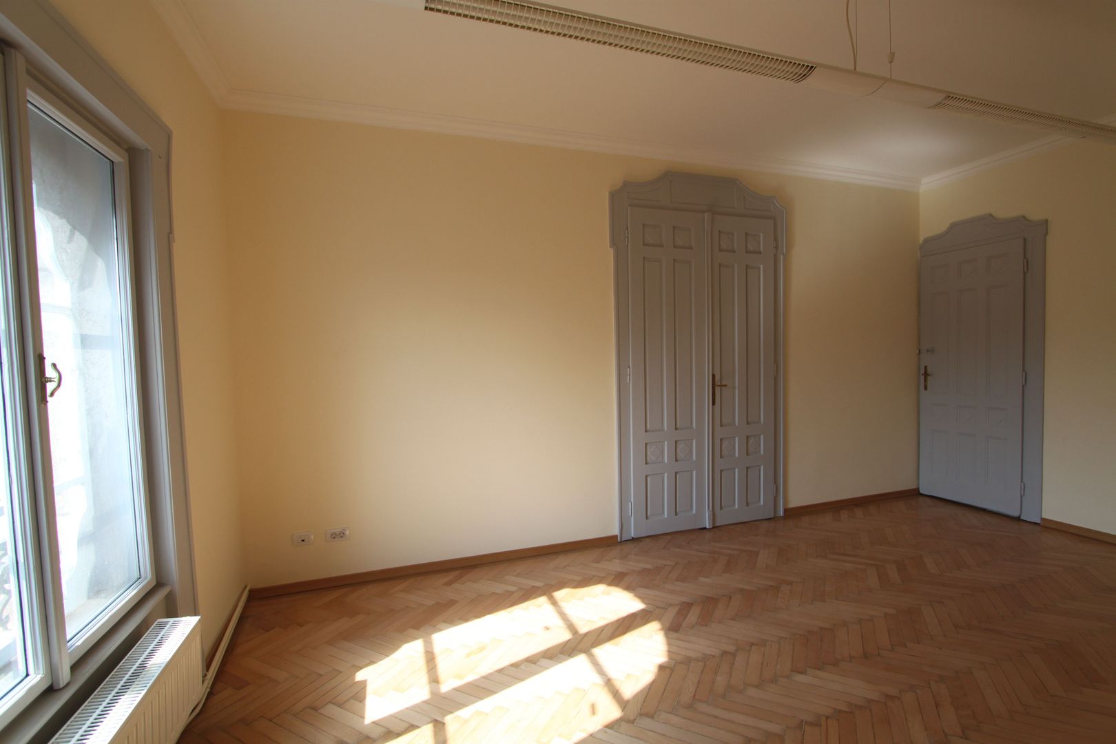 Birou ultracentral : 180 mp - Poză 25