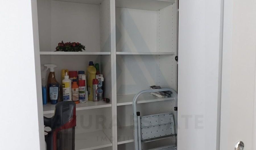 Apartament 3 camere 2 bai 70 mp utili terasa si parcare in Selimbar - Poză 10