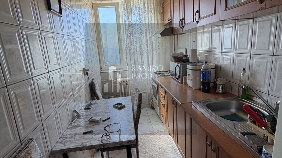 Apartament 2 camere decomandat Alexandru Obregia - Turnu Magurele - Poză 4