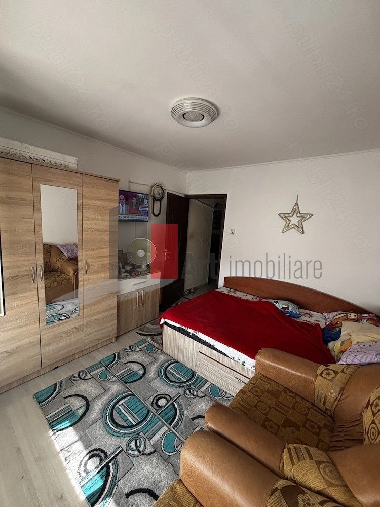 Vând apartament cu 3 camere și 2 băi în zona Militari - Poză 4
