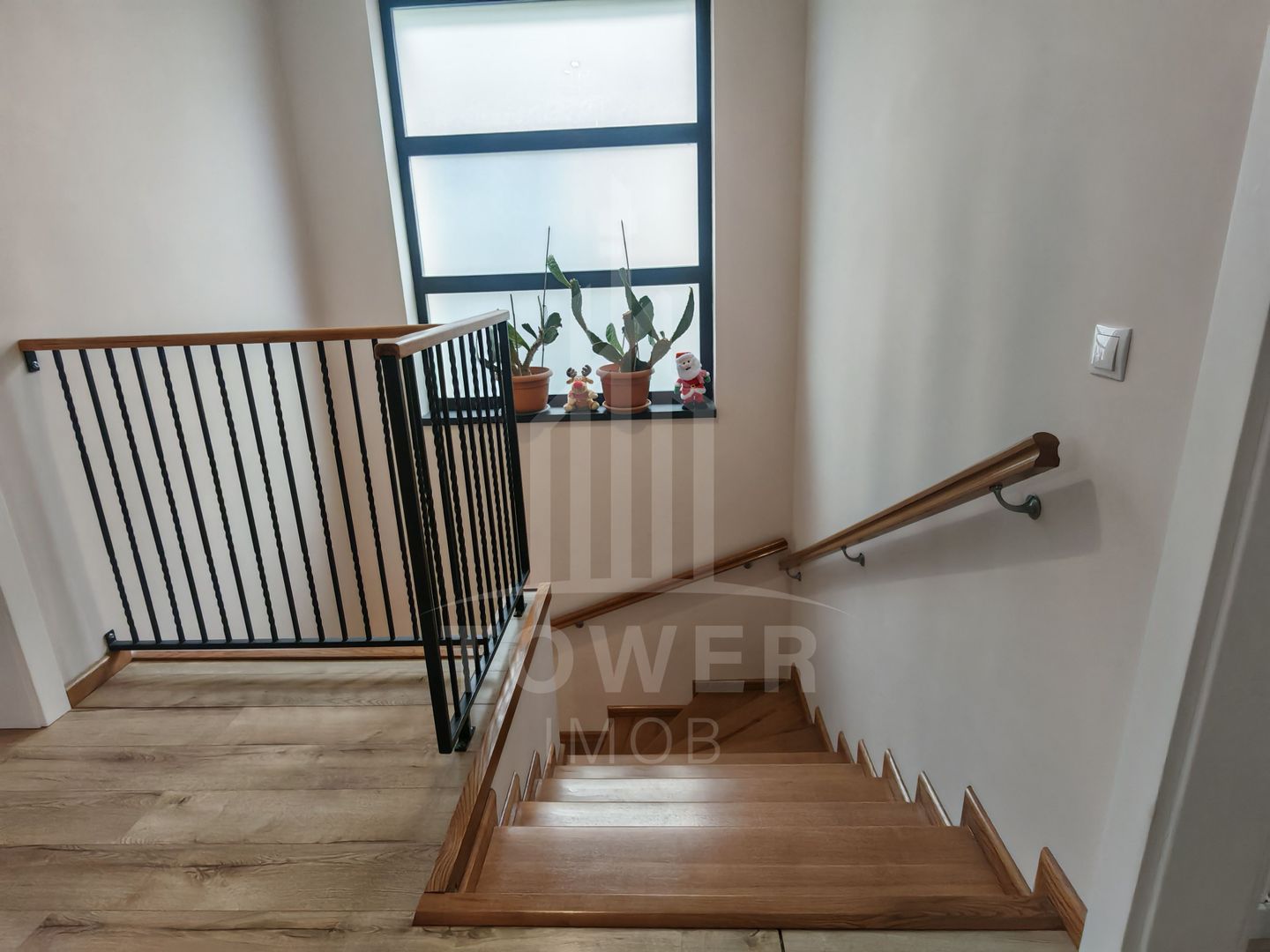 Casă individuală de vânzare situată în Șelimbăr - Poză 13