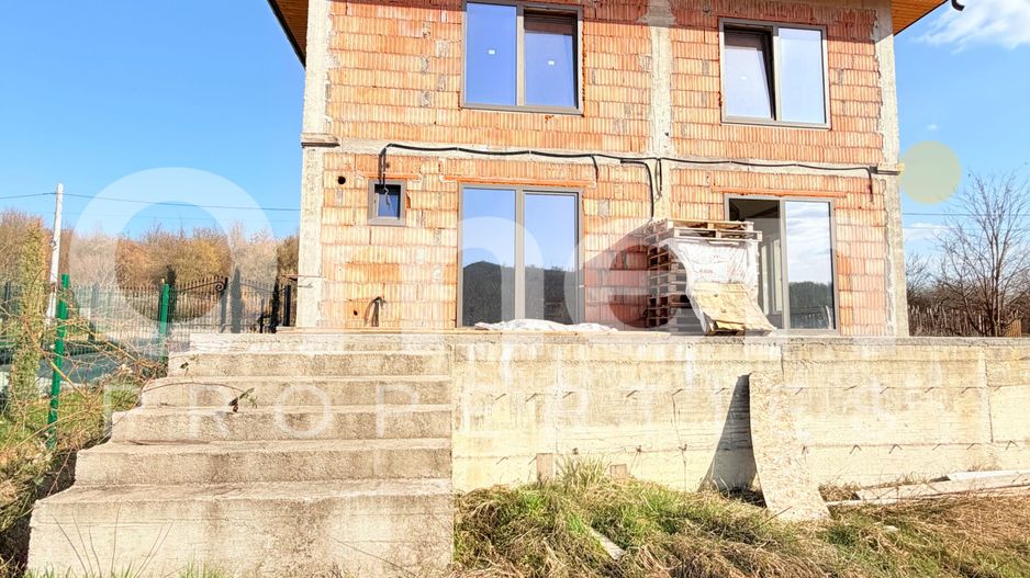 Casa de vanzare | Zona Drurelax | teren 19 ari - Poză 4