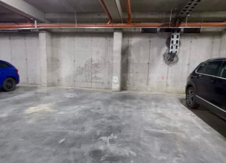 Apartament cu 3 camere – 13 Decembrie, Coresi la 5 minute pe jos. - Poză 17