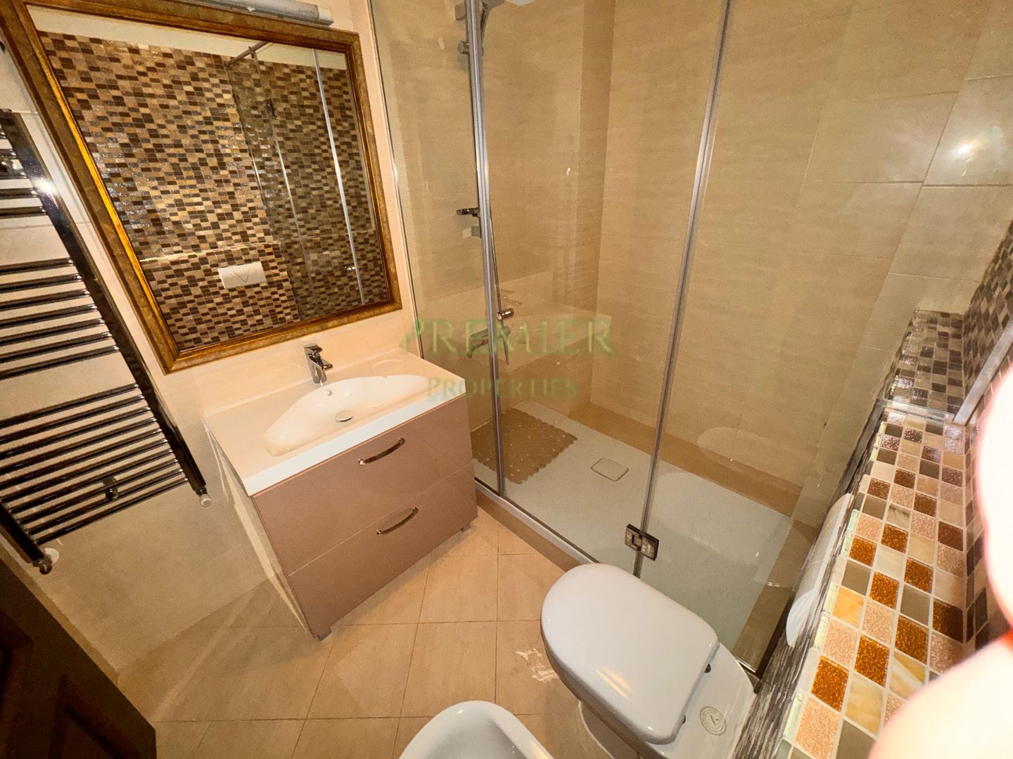 Apartament  bloc 2010 Dorobani - Poză 14