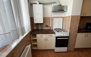 2 camere mobilat, parcare CF, zona Florilor Florești. - Poză 6