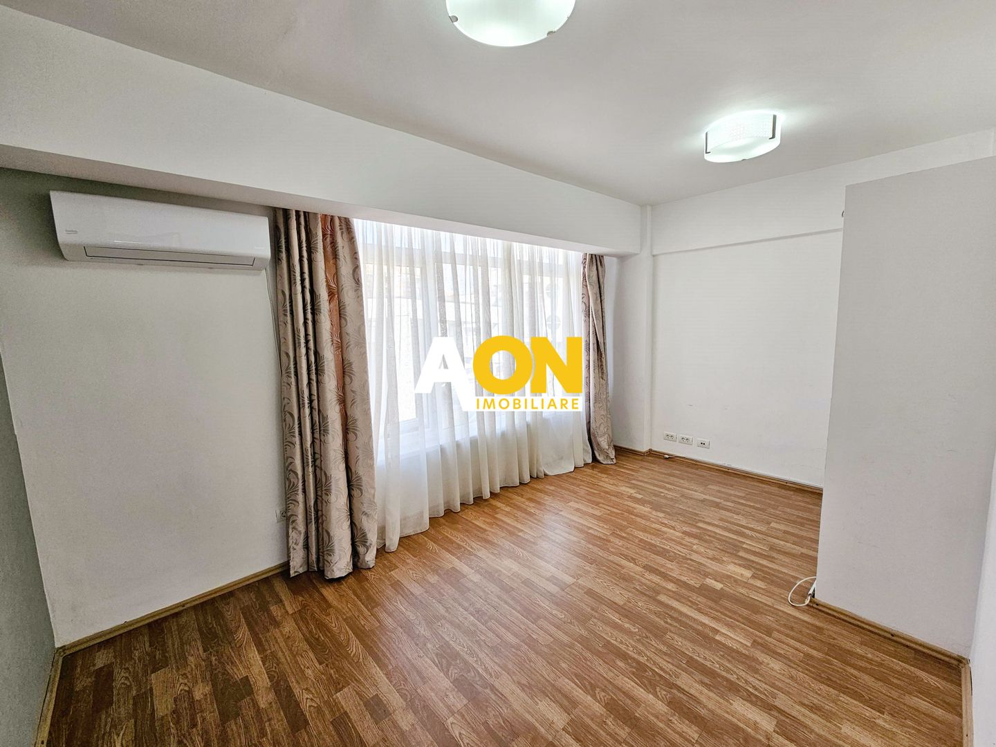 Spatiu de birouri, 37 mp utili, etaj 1, zona Centru - Poză 1