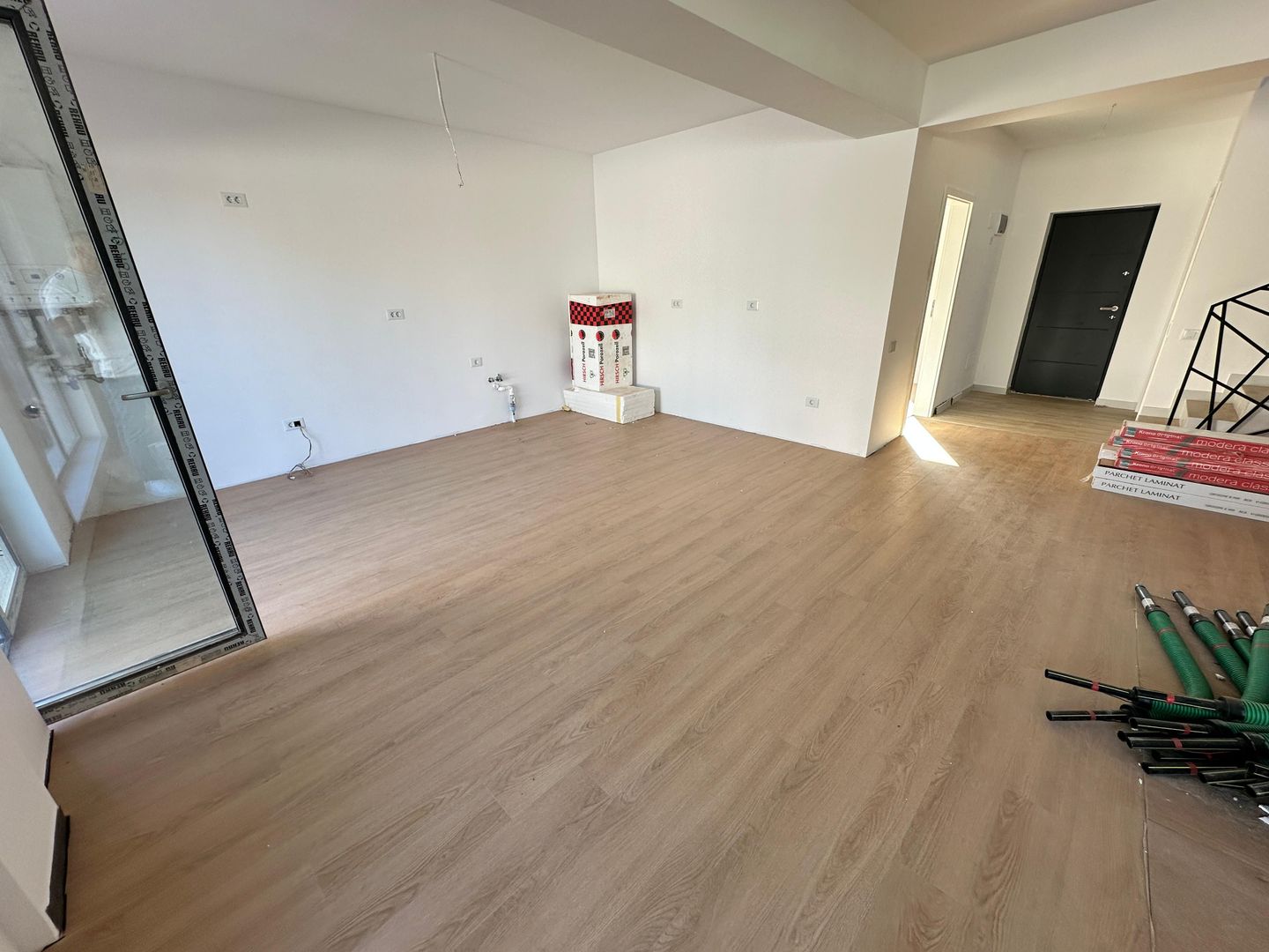 CASA SINGULARA- 5 CAMERE, TOATE UTILITATILE, FINISAJE PREMIUM,COMIS 0% - Poză 8
