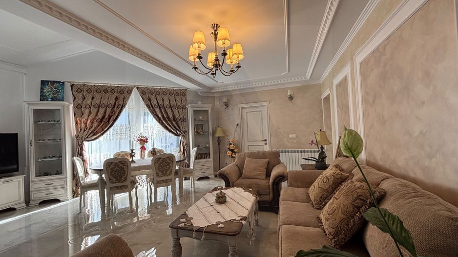 Casa individuala ultrafinisata 200 mp utili si teren 462 mp  Selimbar - Poză 2