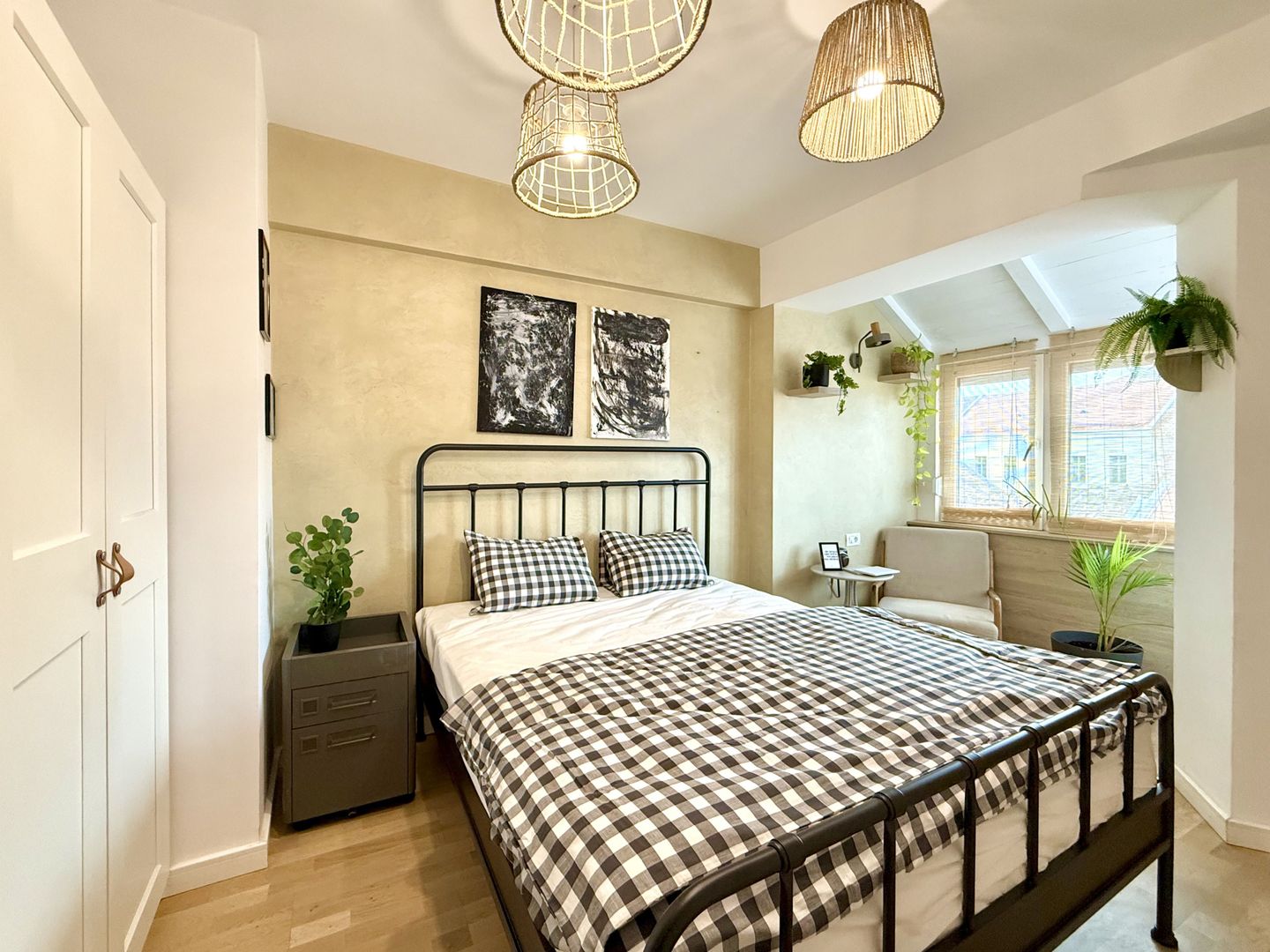 Apartament cu 3 camere, vedere spectaculoasă spre Parcul Botanic - Poză 16