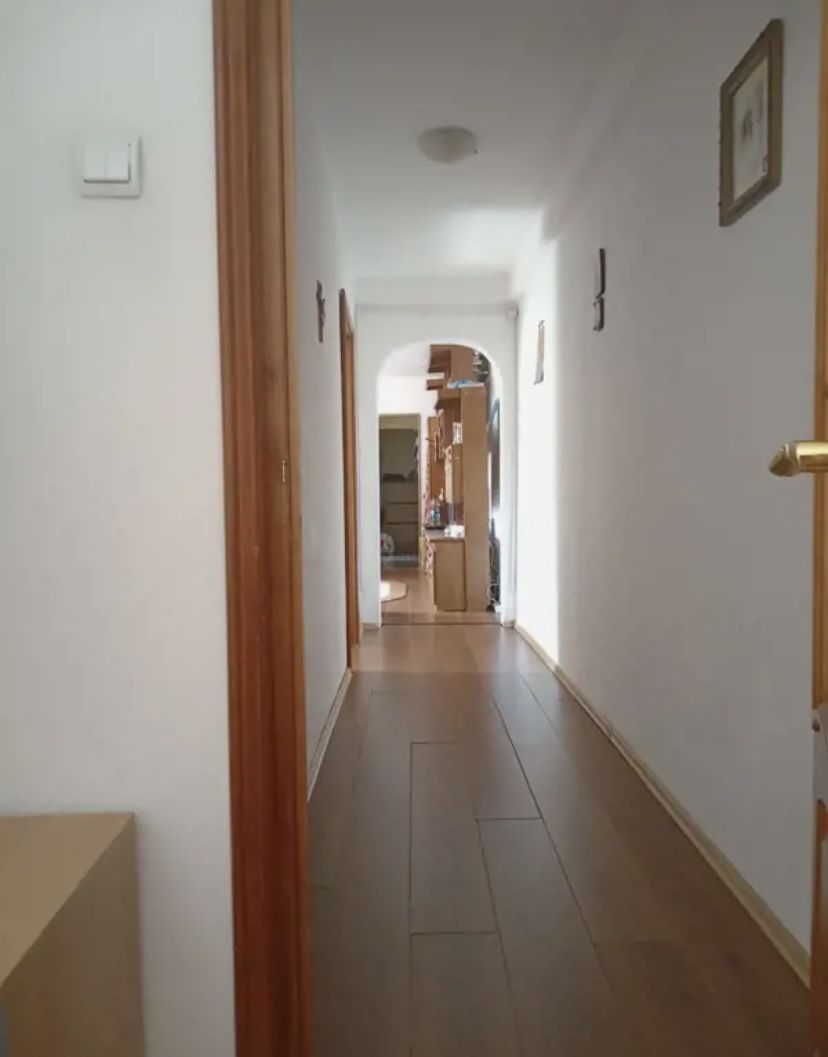 Apartament cu trei camere, Piata Sudului, 125.000€ negociabil - Poză 8