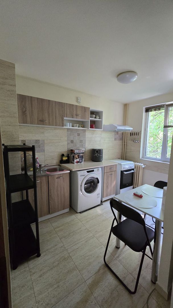 AP. 2 CAMERE -  DRUMUL TABEREI, BUCATARE INCHISA, METROU 10 MINUTE - Poză 3