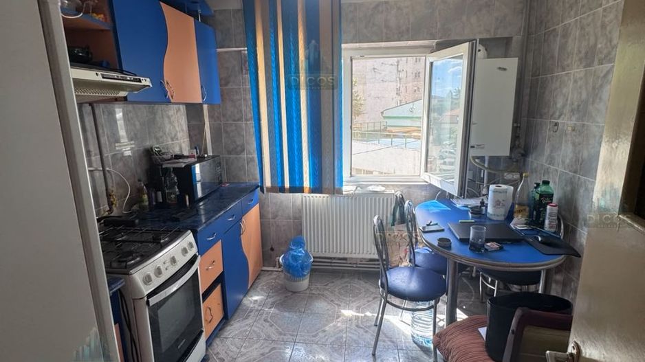 Apartament 3 camere de vânzare – Zona Centrală - Poză 12