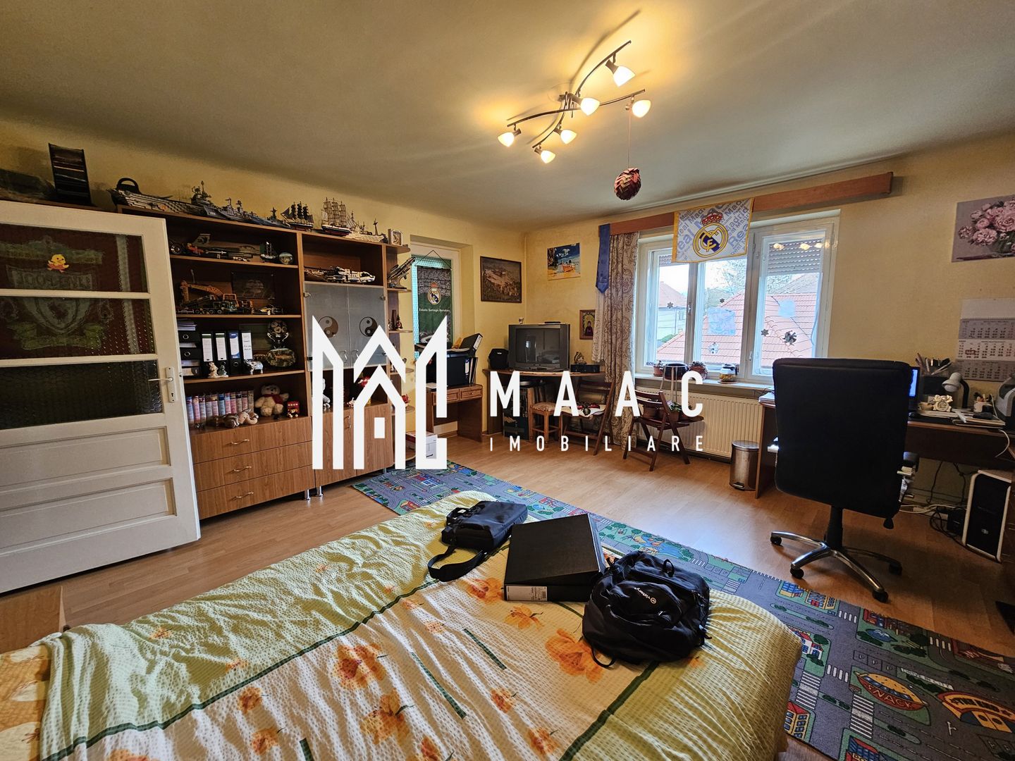 Casa 7 camere | Teren 1000 mp | 270 mp utili | Sub Arini - Poză 3