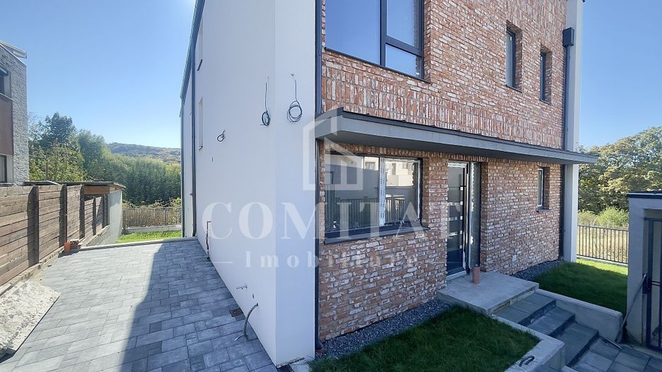 Duplex la cheie cu garaj cartierul Făget - Poză 2