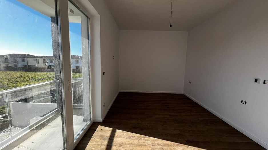 De vanzare Duplex de lux cu regim de inaltime P+1+ M. - Poză 11