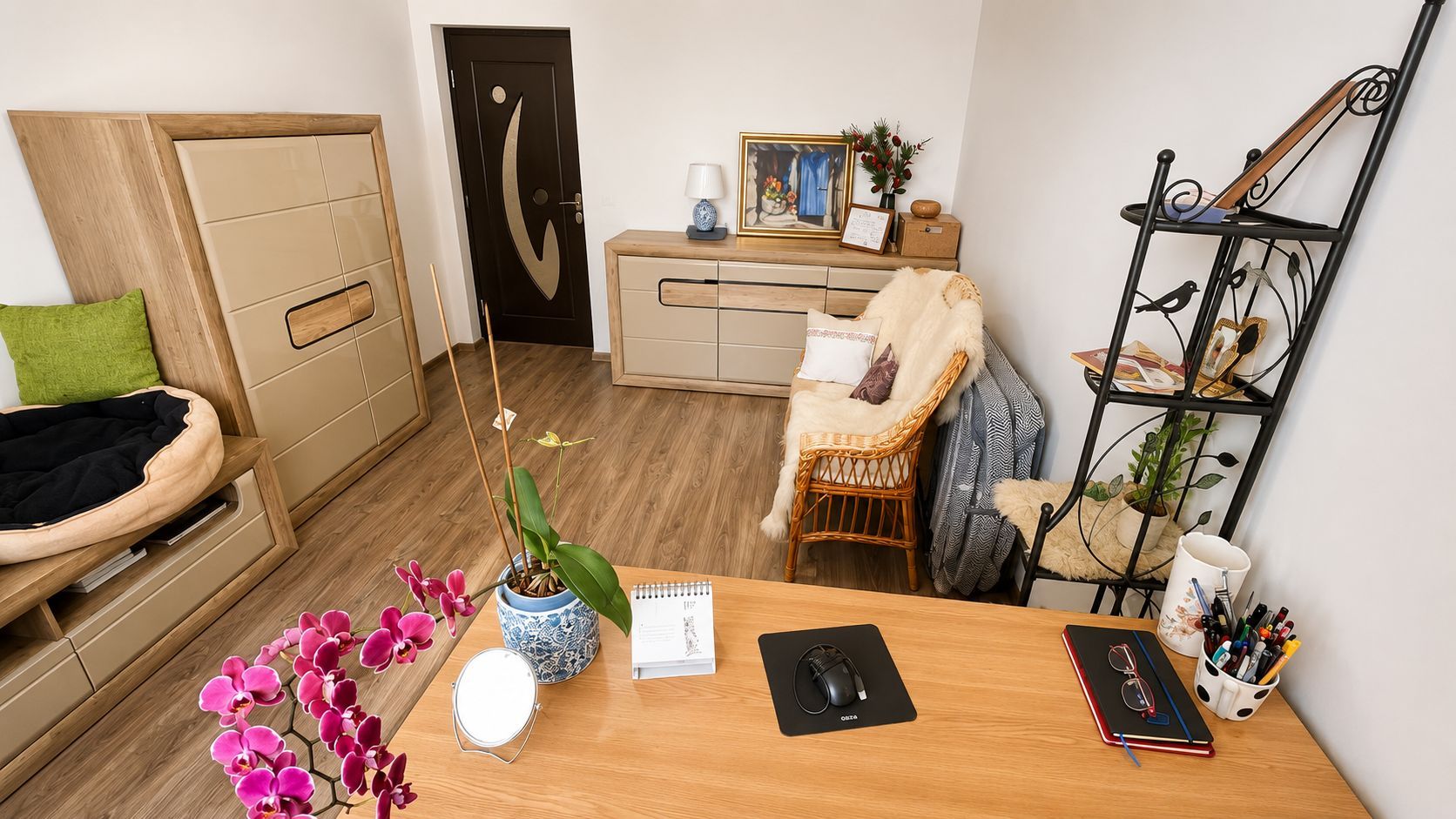 Apartament Modern De Vanzare | 2 Dormitoare | Parcare | Balcon x 2 | Etaj 2/3 - Poză 8
