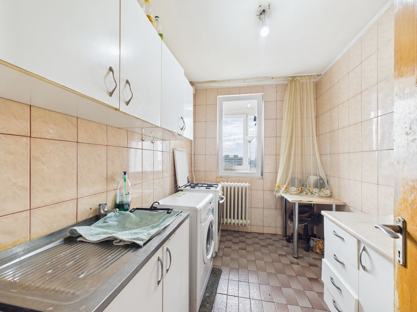 Apartament cu 2 camere de vanzare - Zona Alexandru Obregia - Poză 6