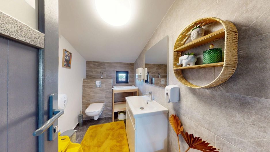 Spațiu comercial modern/showroom Voluntari-Colentina-A3 - Poză 19