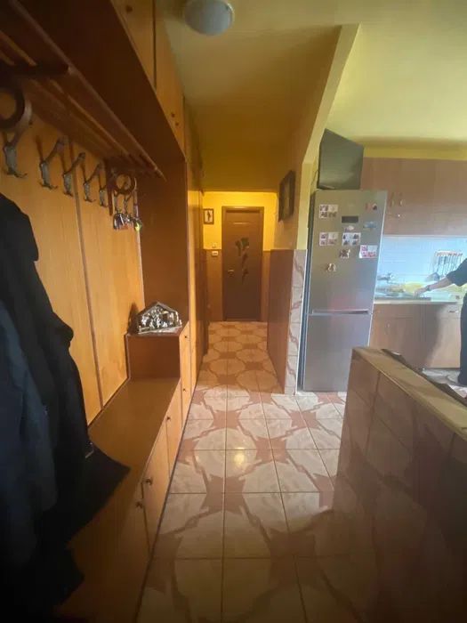 ageuropa.ro vinde ap 2 cam DECOMANDAT zona CENTRALA, 52mp etaj 4. - Poză 3