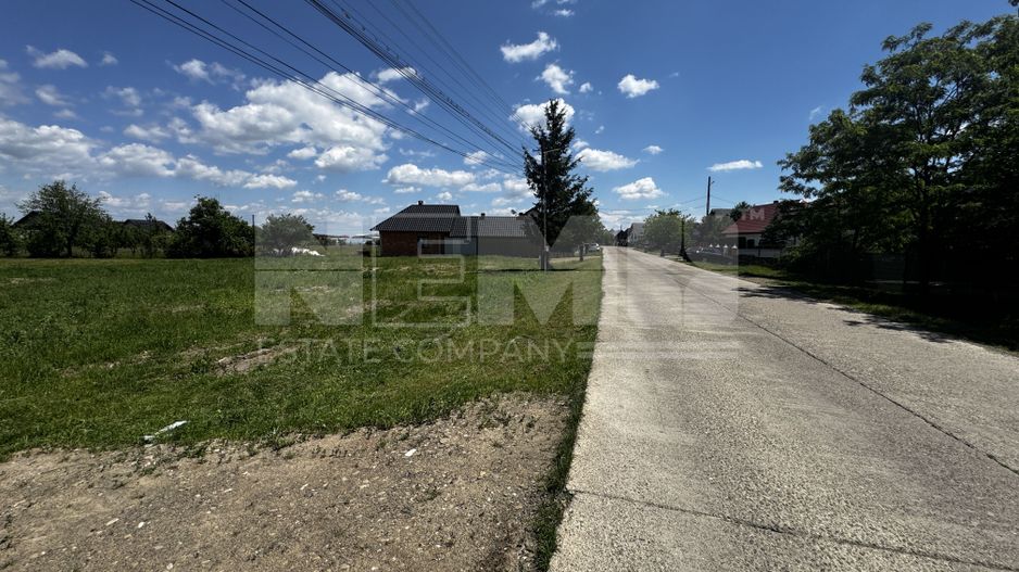 Teren intravilan de închiriat | Horodnic de Sus | 3.264 mp - Poză 4