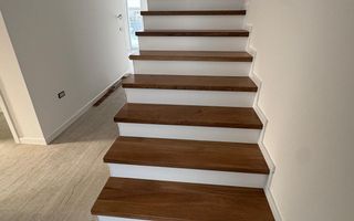 Duplex despărțit prin perete dublu/ Garaj - Poză 5