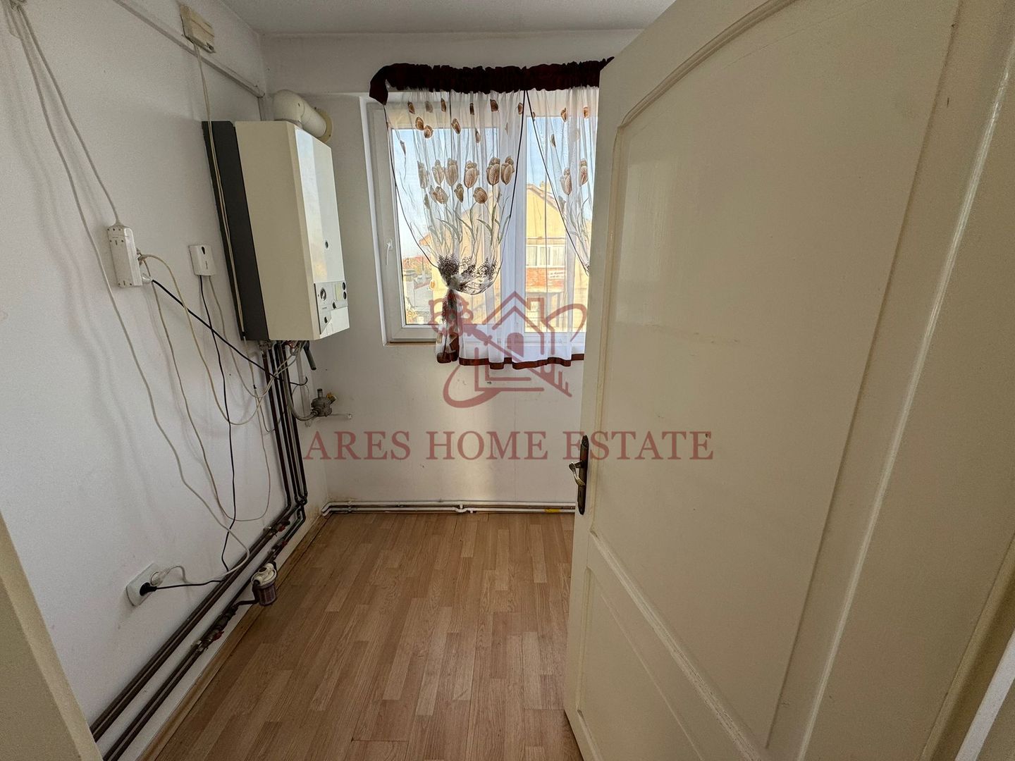 Casă 7 camere de vânzare/închiriere Izvin + anexă 90 mp- Comision 0 - Poză 18