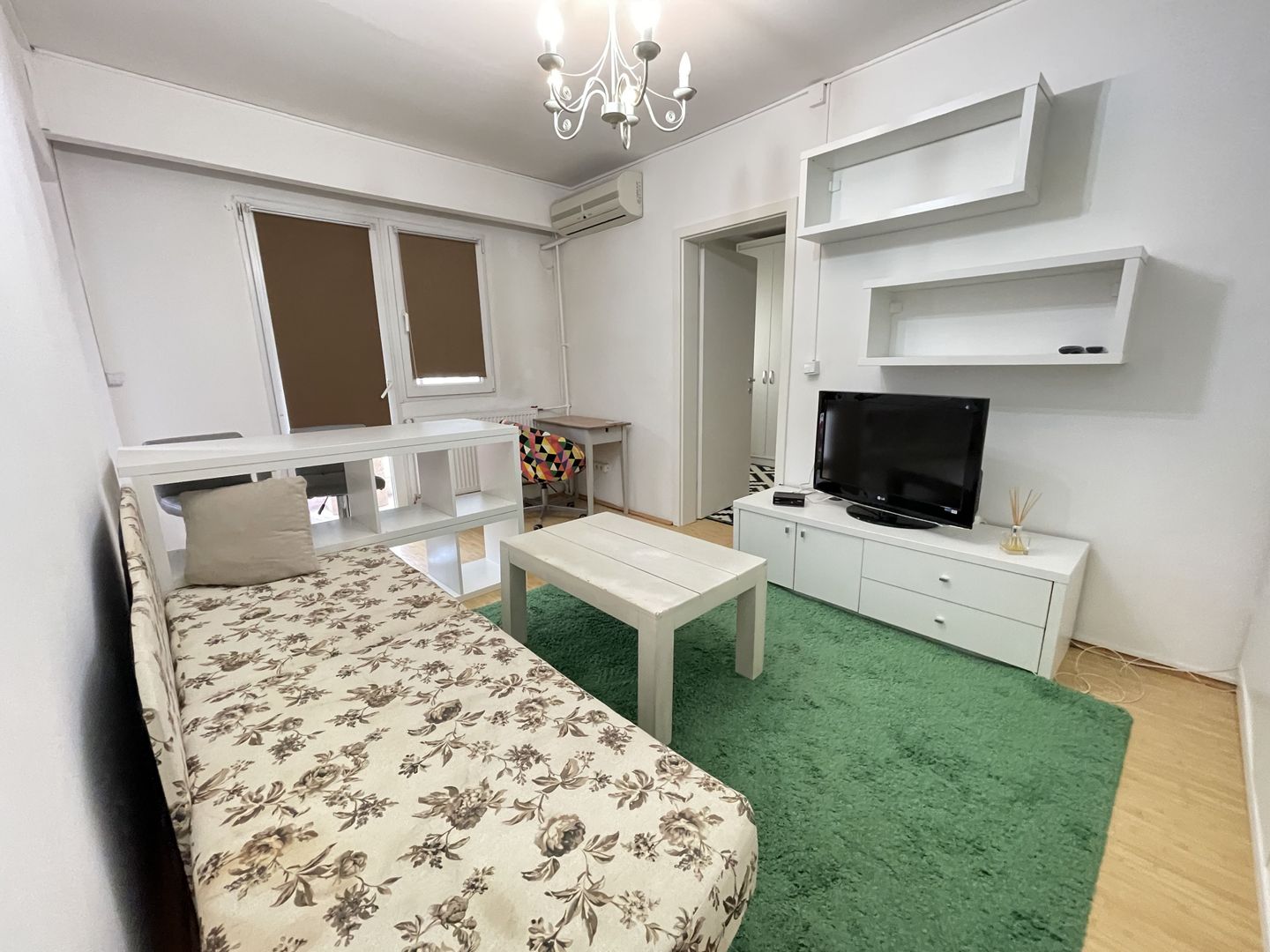 Apartament mobilat și utilat în zona Dacia - Poză 1