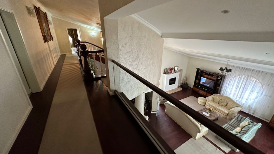 Casa la artera pretabilă Clinica medicala / birouri - Poză 30