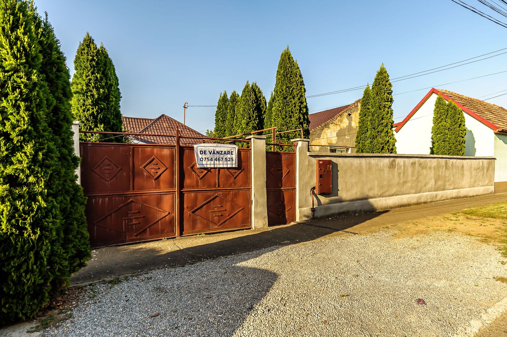 Casă cu teren generos în Poltura - Poză 8