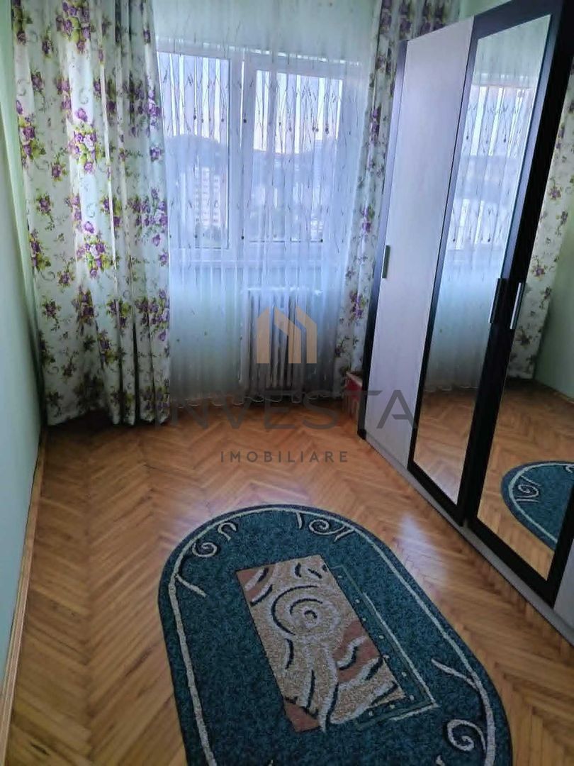Apartament cu 2 camere decomandate, etaj intermediar, zona Manastur! - Poză 4