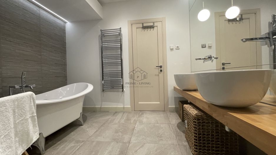 APARTAMENT ULTRACENTRAL DE LUX CU 4 CAMERE LA INCHIRIERE IN COMPLEX - Poză 18