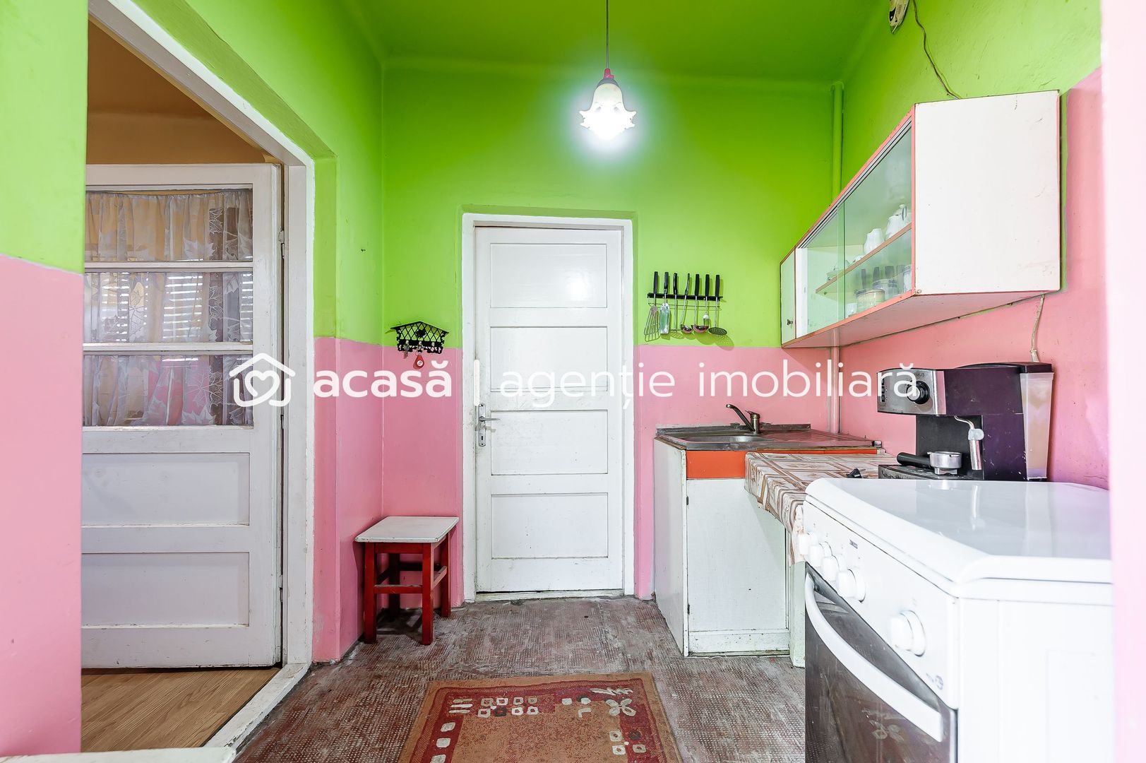 VANDUT! Casă  în Grădiște - Poză 12