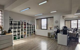Spațiu ideal pentru birouri | Utilități incluse in pret | Oradea - Poză 4