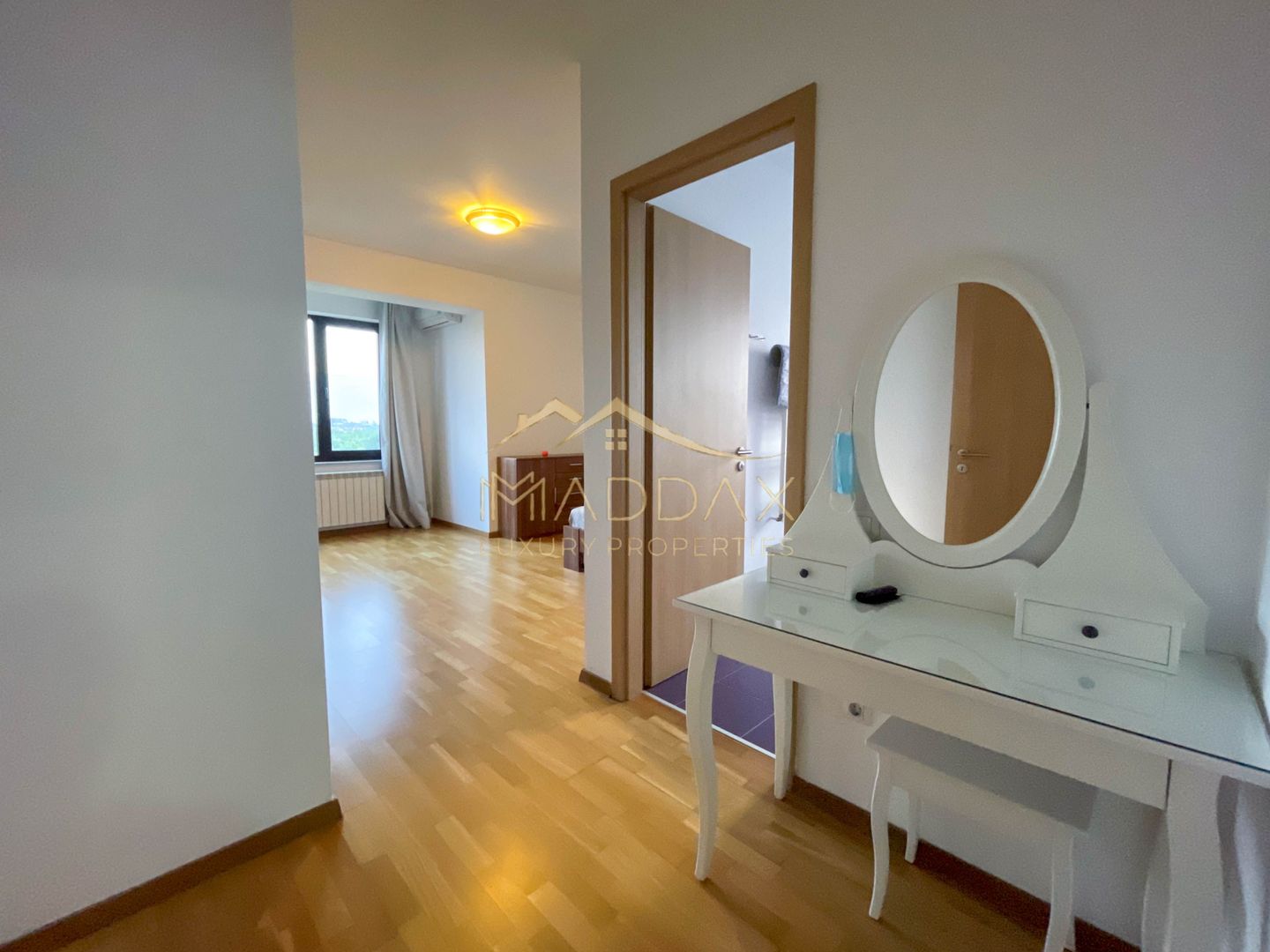 Apartament 4 camere de vanzare II Baneasa II Pipera II Parcare - Poză 14