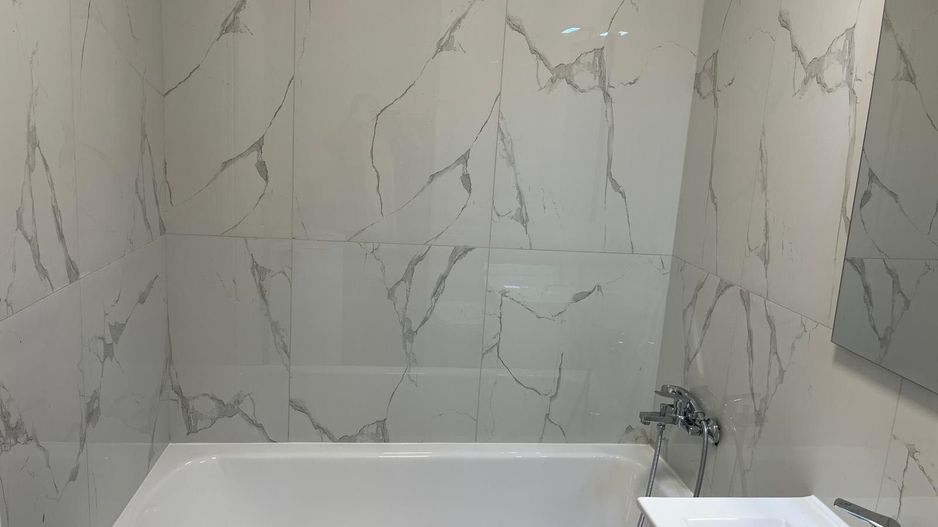 Închiriere apartament nou, complet mobilat – Otopeni, zonă centrală - Poză 5