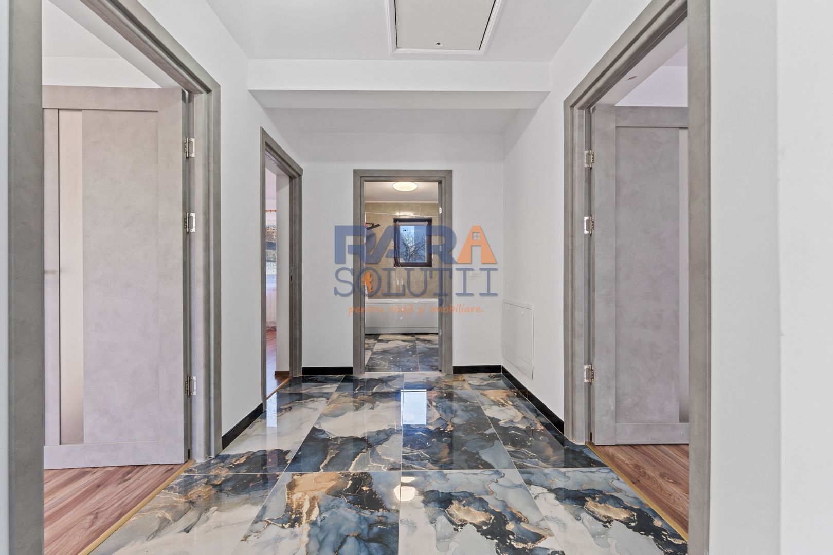 Casă nouă - 2800 mp teren - Poză 2