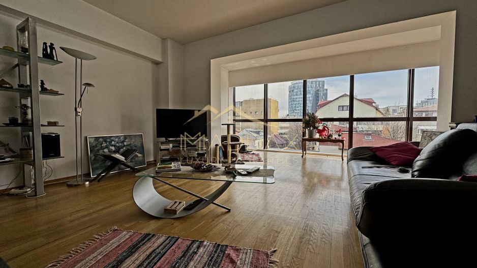 Apartament Elegant de Vânzare – 5 Camere/ 3 Băi, *Arcul de Triumf* - Poză 27