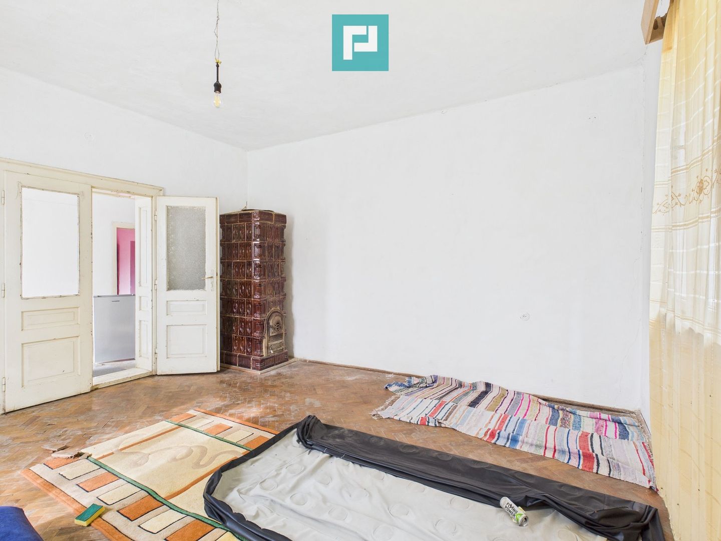 Casă cu teren generos Vărădia de Mureș - Stejar - Poză 24