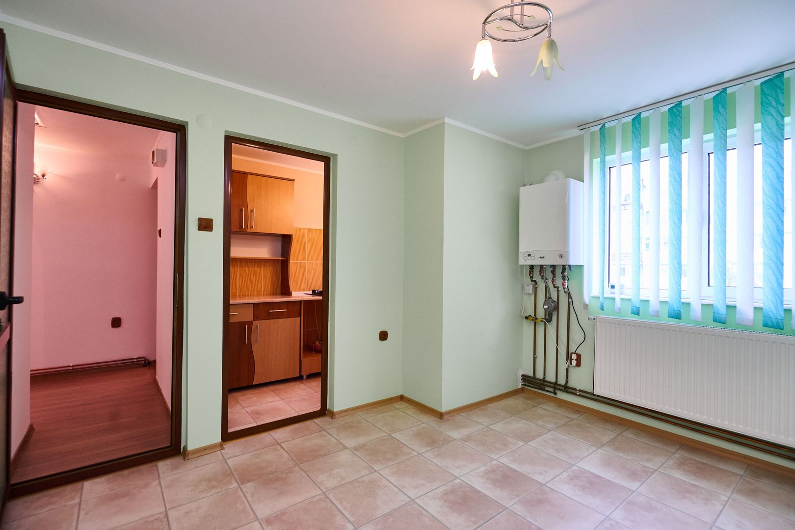 Casă rară în Găvana | Vecină cu pădurea, aproape de toate facilitățile - Poză 12