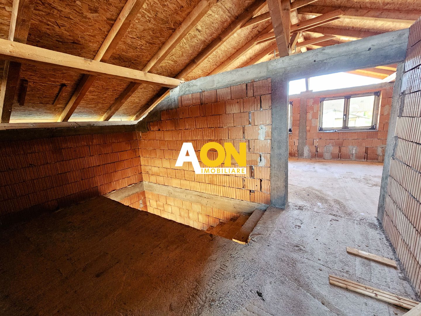 Casa la rosu, 5 camere, garaj, 479 mp teren, com. Ciugud - Poză 14
