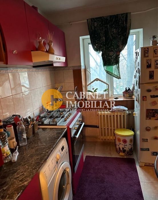 Tatarasi 4 camere etaj 3/4 - 90mp - mobilat - GARAJ - Poză 8