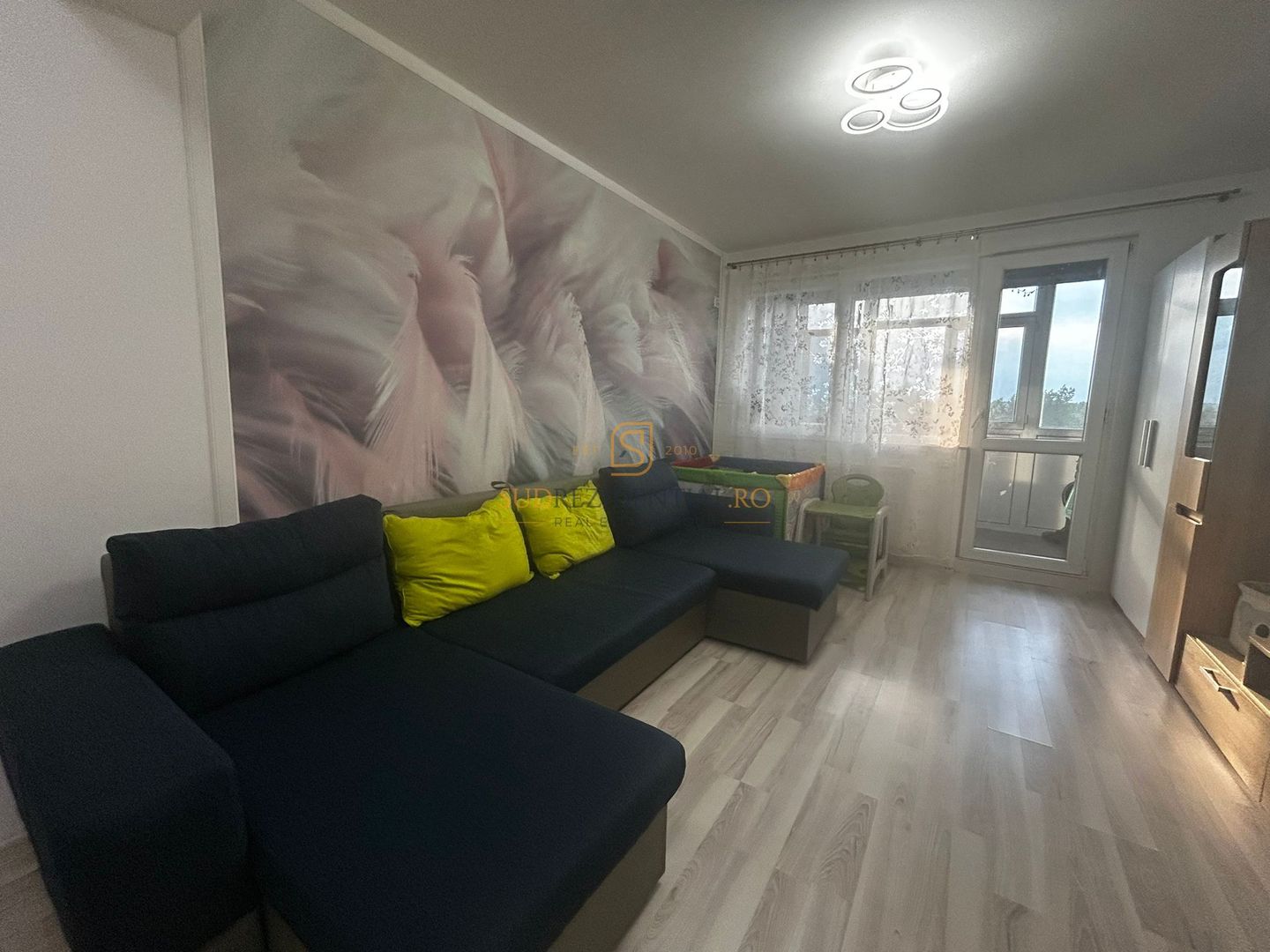Apartament decomandat cu 2 camere - metrou Aparatorii Patriei - Poză 1
